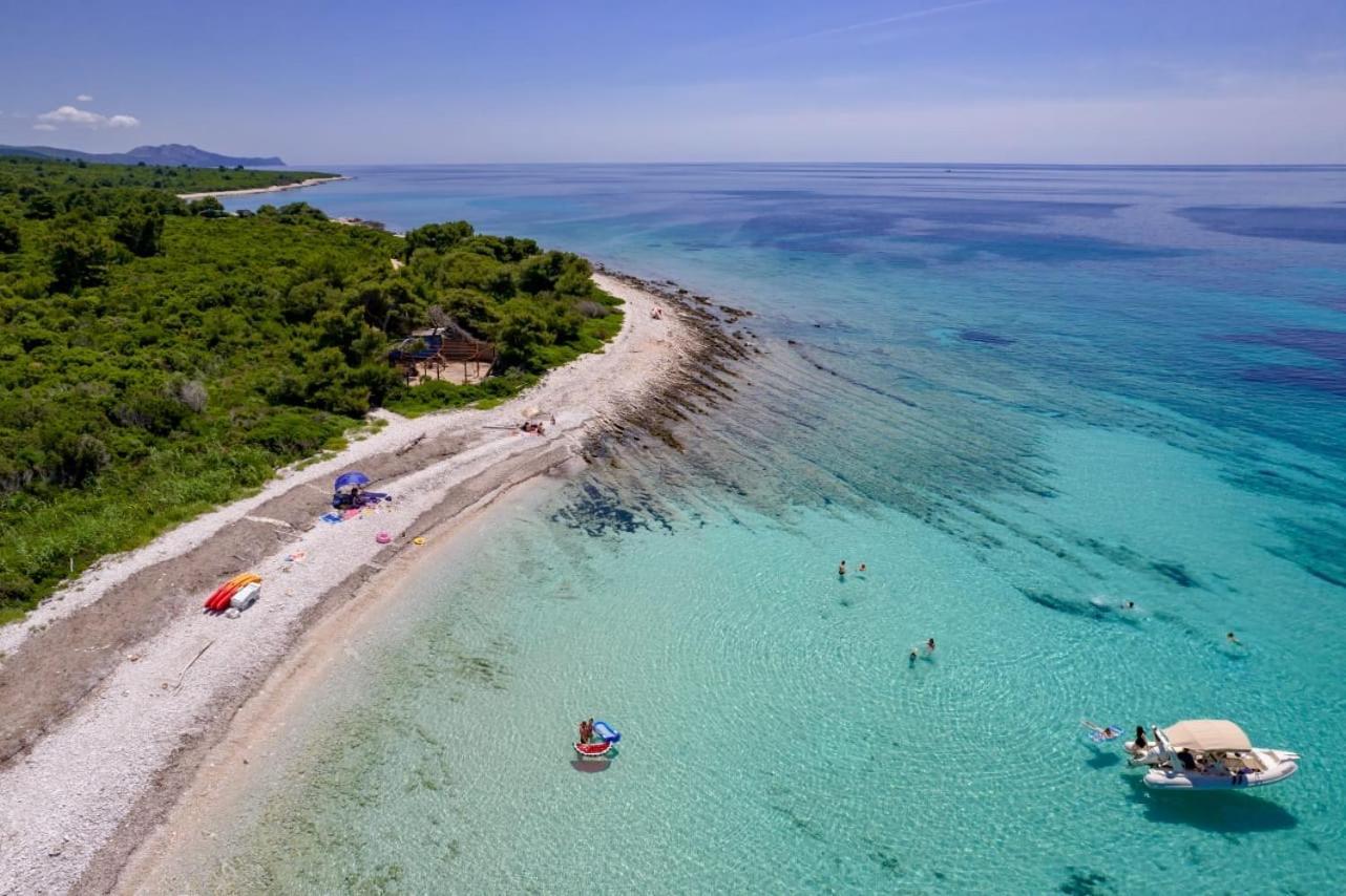 Apartments Ruza Dragove Dugi Otok Exterior photo